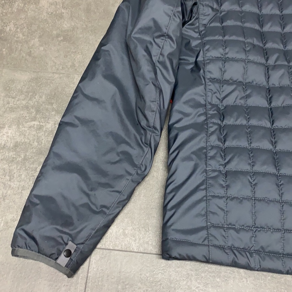 Authentic North Face Puffer Jacket - image 5
